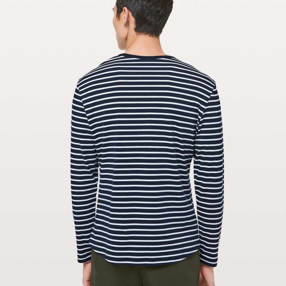 Lululemon 5 Year Basic Large Long Sleeve Yachtie … - image 2